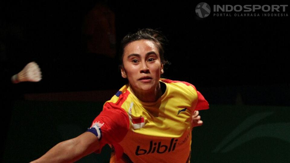 Tunggal putri Indonesia, Bellaetrix Manuputty, dipermalukan Yip Pui Yin dari tim Asia All-Stars 14-21, 20-22 pada turnamen Axiata Cup 2014 di Sports Mall Kelapa Gading, Kamis (27/11/14).